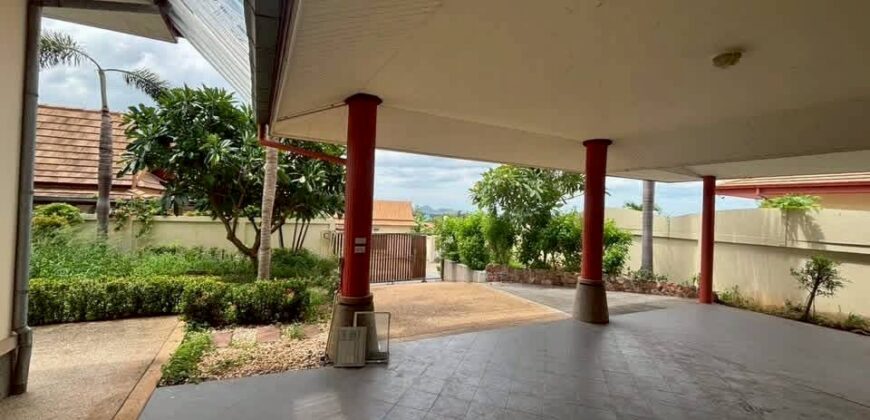 Private Pool Villa with Stunning Mountain View Pranburi
