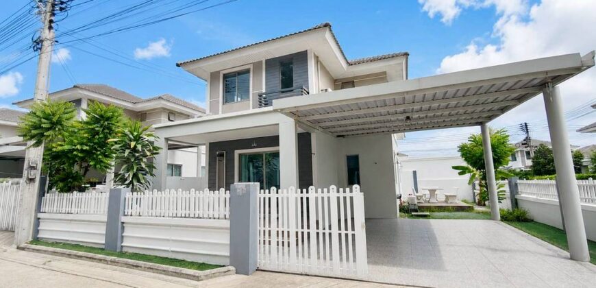 ขายบ้านเดี่ยวสองชั้น หลังหัวมุม ทำเลดี สวนเสือศรีราชา