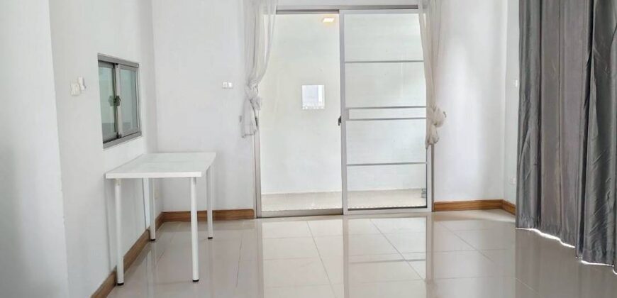 ขายบ้านเดี่ยวสองชั้น หลังหัวมุม ทำเลดี สวนเสือศรีราชา