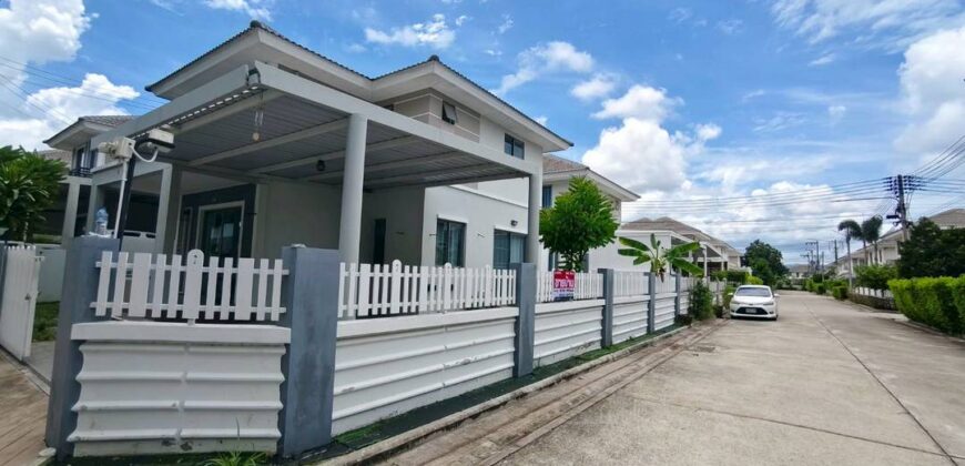 ขายบ้านเดี่ยวสองชั้น หลังหัวมุม ทำเลดี สวนเสือศรีราชา