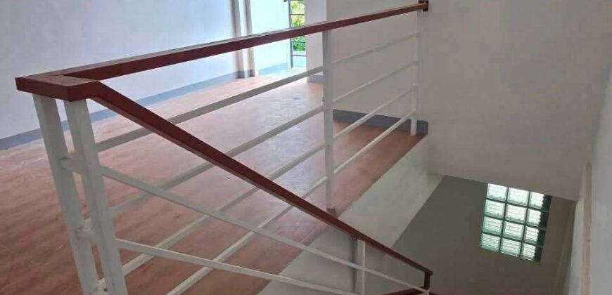 อาคารพาณิชย์ 2 ชั้น สร้างใหม่ เมืองแพร่
