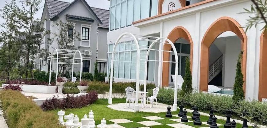 ขายบ้านใหม่มือ 1 บ้านแฝดสไตล์บ้านเดียว Luxury Modern Centro One พานทอง ชลบุรี