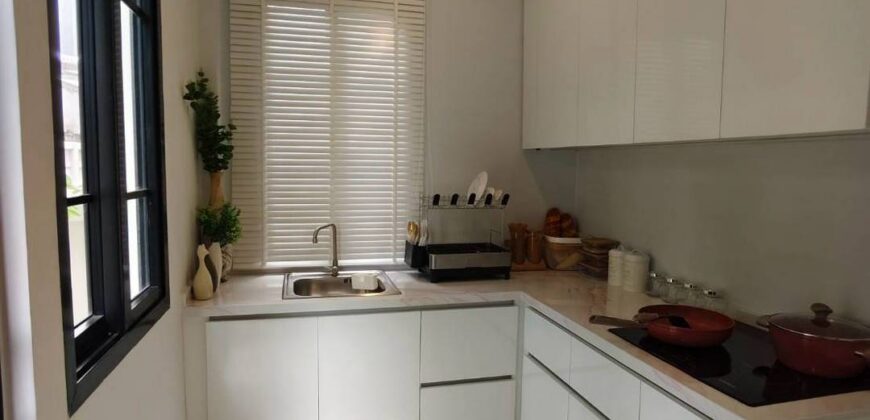 ขายบ้านใหม่มือ 1 บ้านแฝดสไตล์บ้านเดียว Luxury Modern Centro One พานทอง ชลบุรี