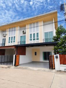 ขายทาวน์โฮมหลังริม The Mix Grand หนองขาม ศรีราชา ที่ดินใหญ่ มีพื้นที่ข้างบ้าน