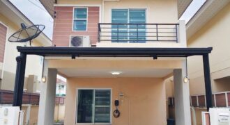 ขายบ้านสองชั้นพร้อมอยู่ มณีรินทร์ วิลเลจ หนองมน-เหมือง พื้นที่กว้าง