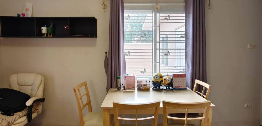 ขายบ้านสองชั้นพร้อมอยู่ มณีรินทร์ วิลเลจ หนองมน-เหมือง พื้นที่กว้าง